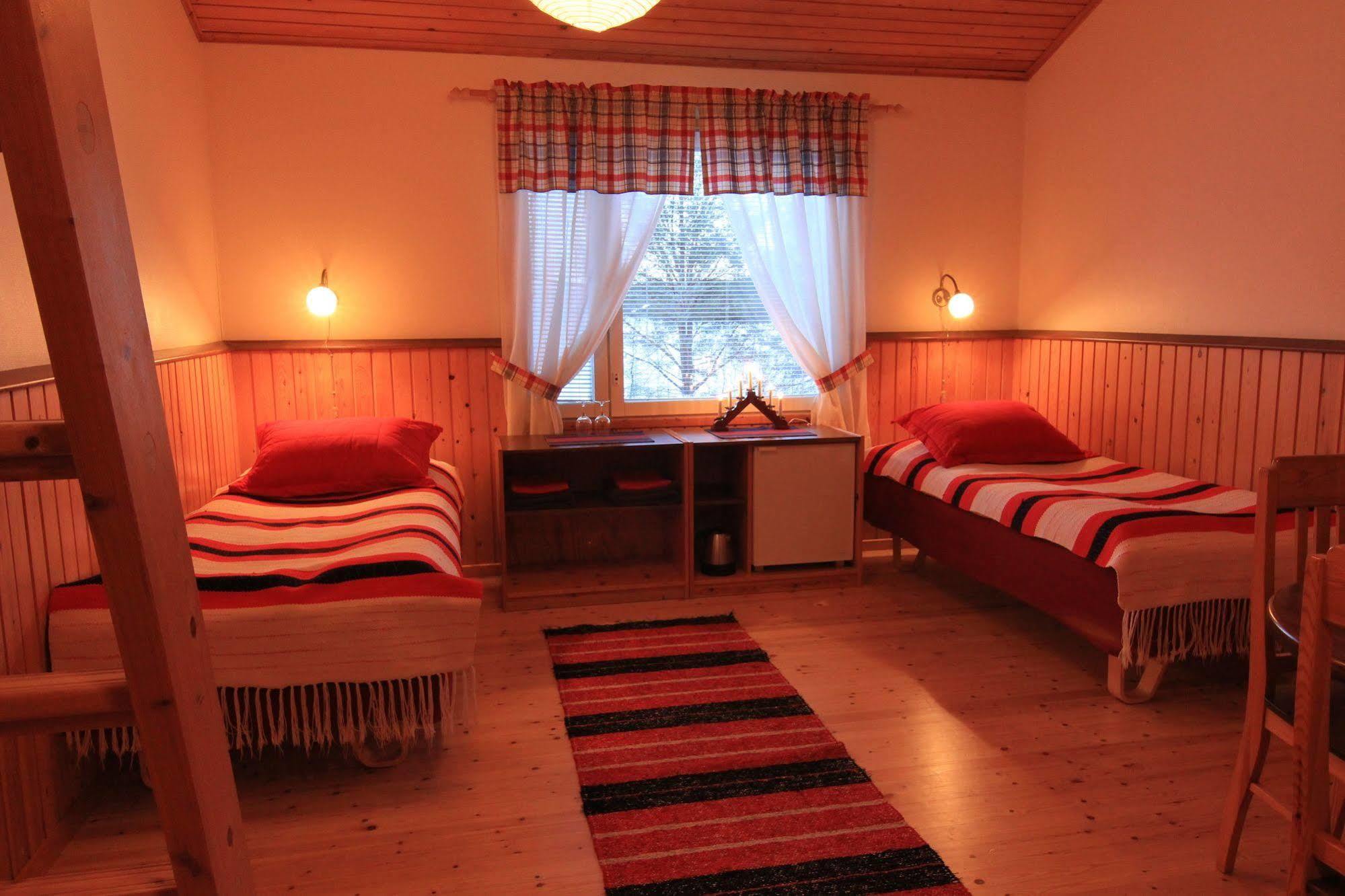 Seita Moekki, Aekaeslompolo Villa Bagian luar foto